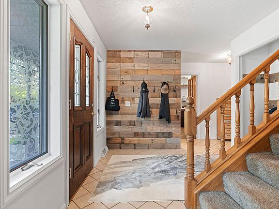 4th image of 13443 Narcissus Ct NW