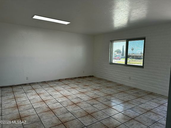 4th image of 9890 E Celeste Dr