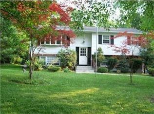 101 Sunset Rd, Blauvelt, NY 10913