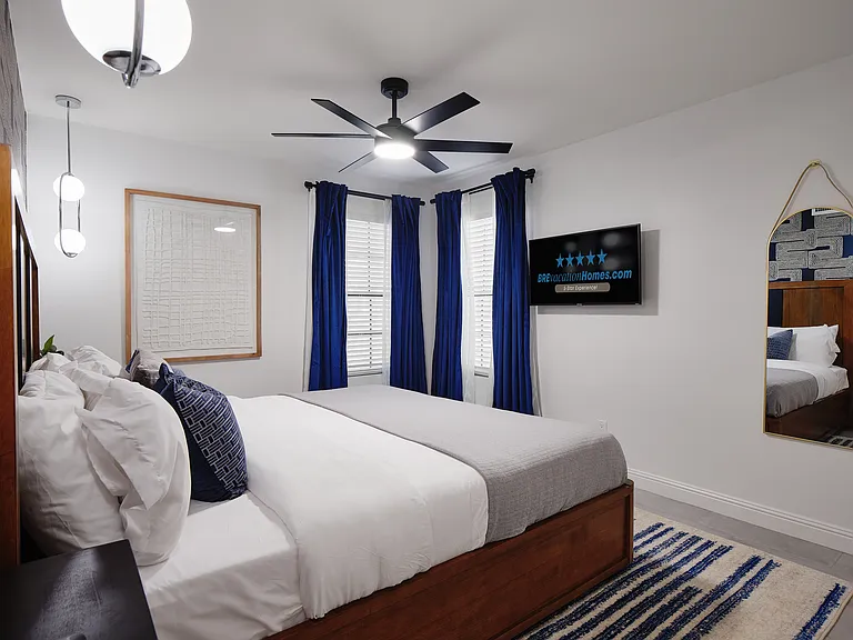 King Bed +Smart TV in every bedroom