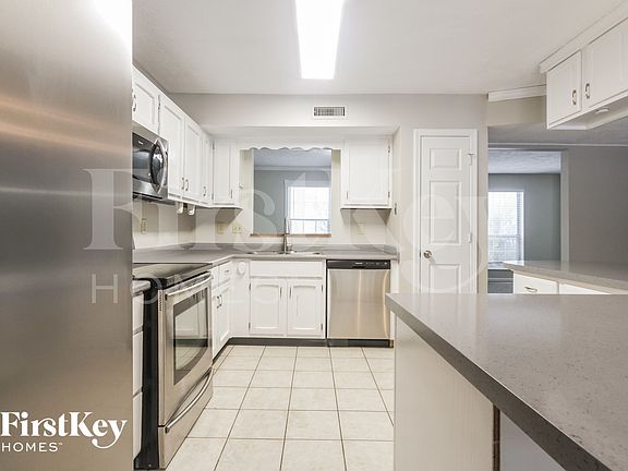 4th image of 7510 Allenwood Ct