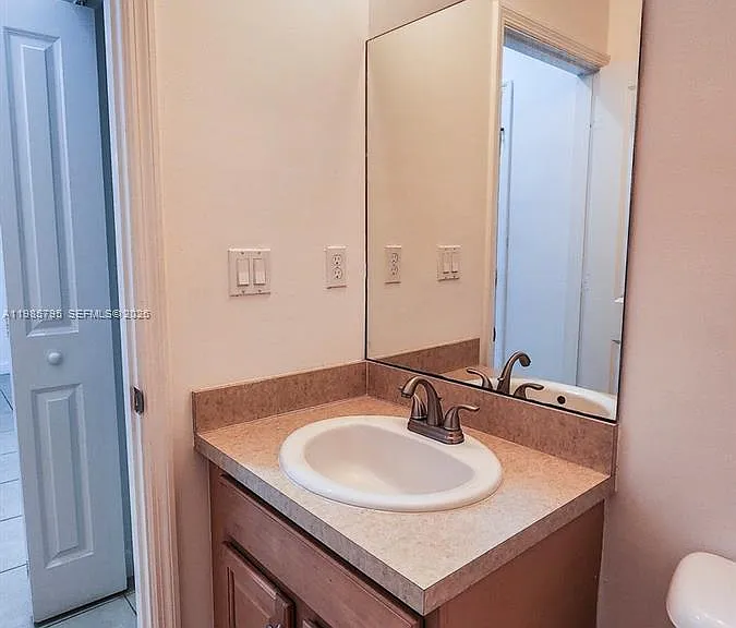 470 NE 194th Ter #470 — Photo 10