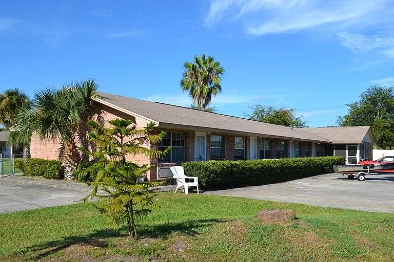 1500 Montana Ave — Photo 1