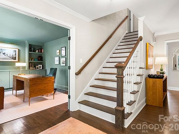 5th image of 4234 Rotunda Rd