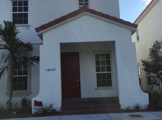 16942 SW 90th St, Palmetto Bay, FL 33196