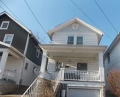 310 E 33rd St photo 1
