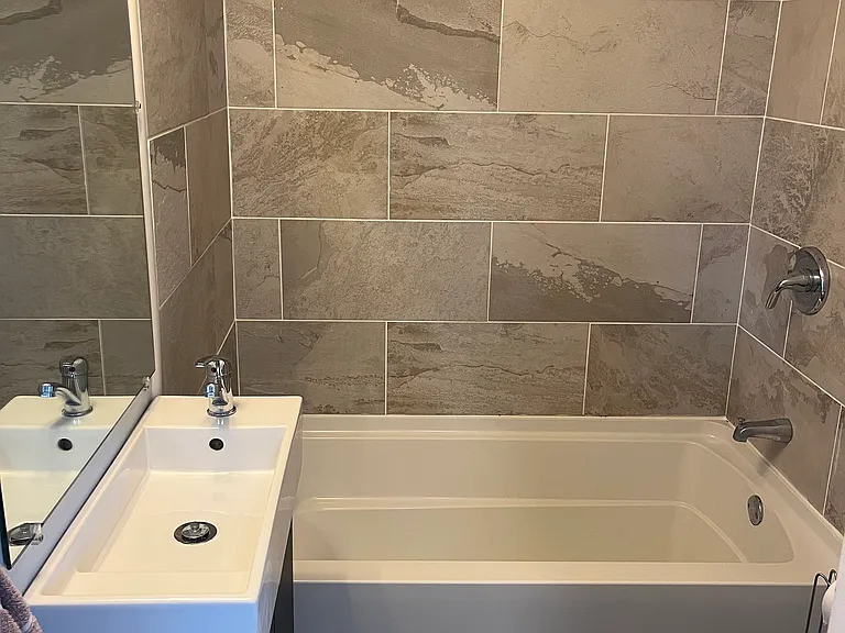 123 Maryland Ave #2 — Photo 10