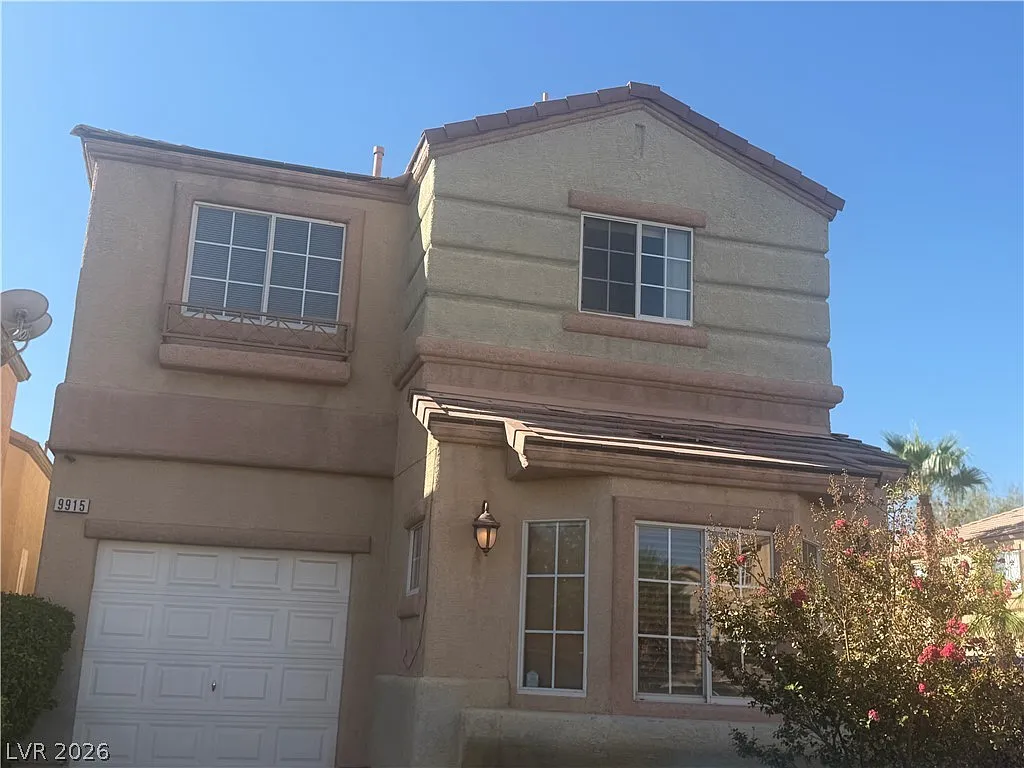 3 bed, 2.5 bath, 1405 sqft, $2,045 — Photo 1