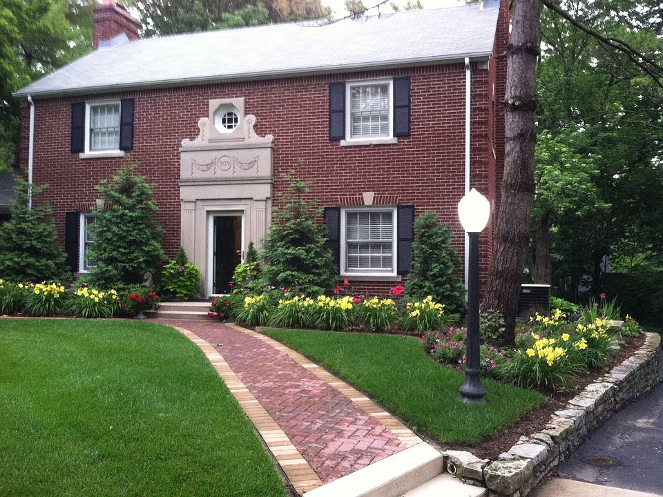 1st image of 309 S 21st St