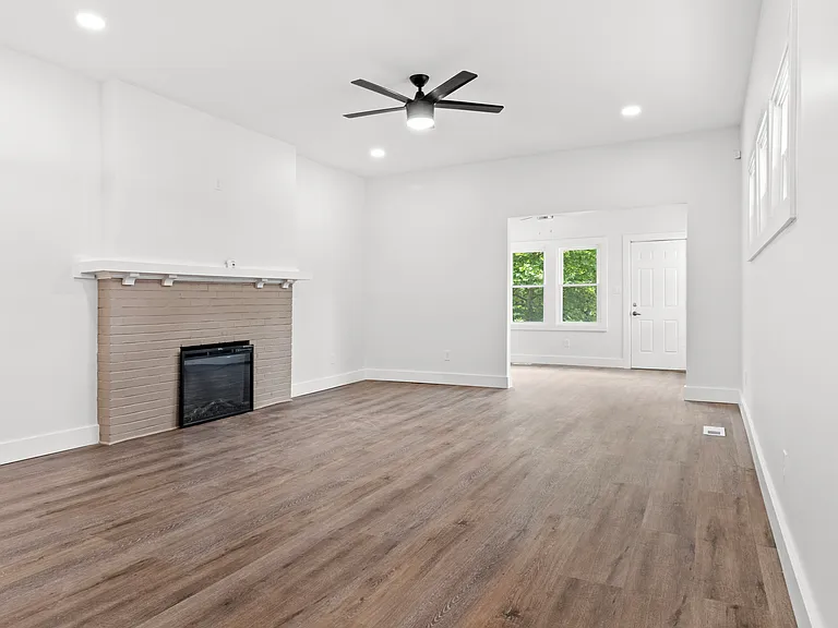 4071 N College Ave #4073 — Photo 5