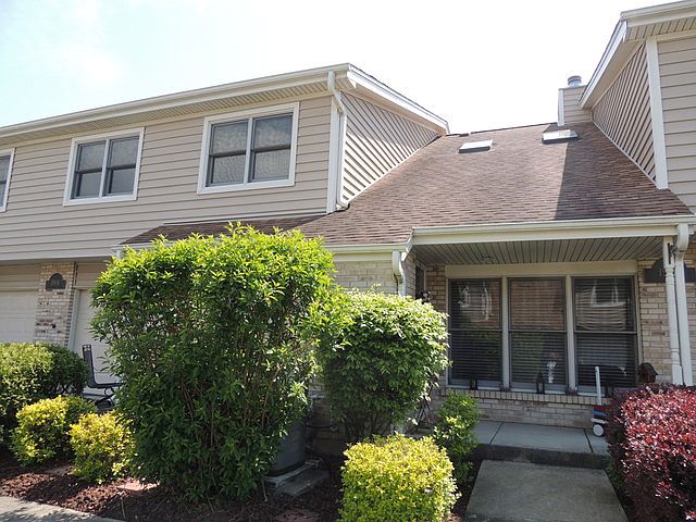 1st image of 1904 Wisteria Ct APT 2