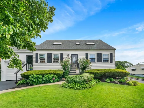 2 Durkin Rd, Salem, MA 01970