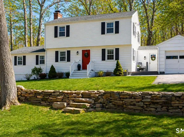27 Brewster Drive, Ledyard, CT 06335