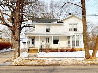 319 E Lake St, Lake Mills, WI 53551