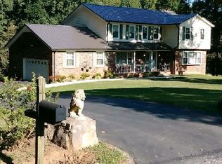 395 Peach Ave, Morrison, TN 37357