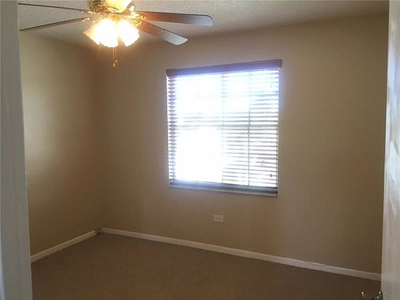 3rd image of 742 NW 173rd Ter