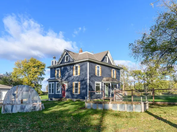 10161 335th St, Cannon Falls, MN 55009