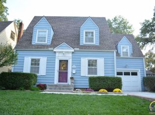 2707 SW 13th St, Topeka, KS 66604