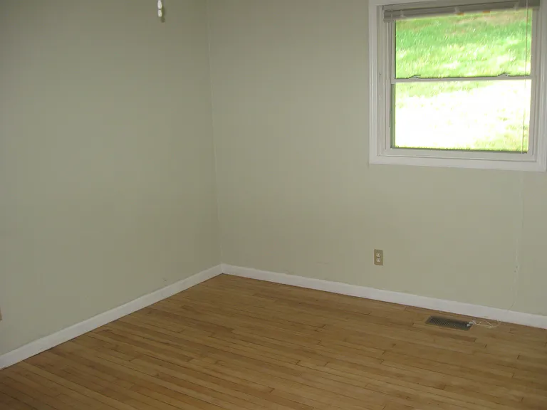 10 Woodside Dr — Photo 11