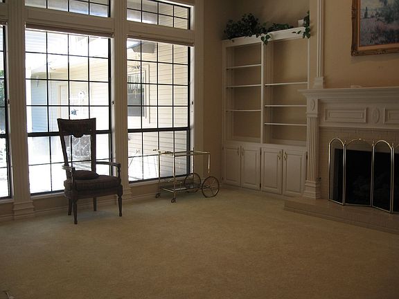 4th image of 6401 Gleneagles Dr