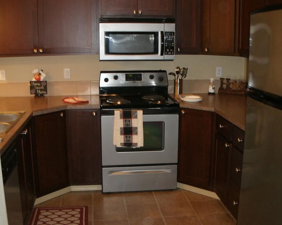 1st image of 5633 Colby Ct SE