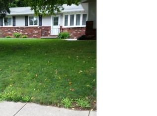 100 Cedar Ave, Morton, IL 61550