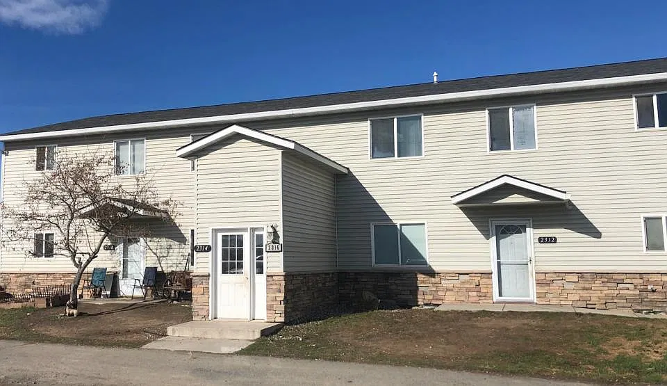 2312 Lake Helena Dr