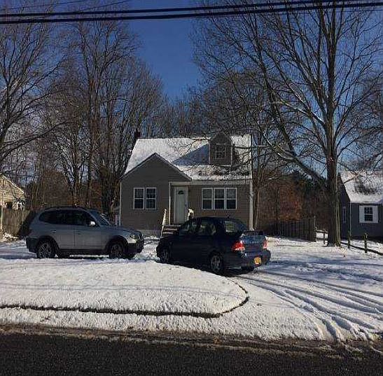 2nd image of 1072 Martinstein Ave