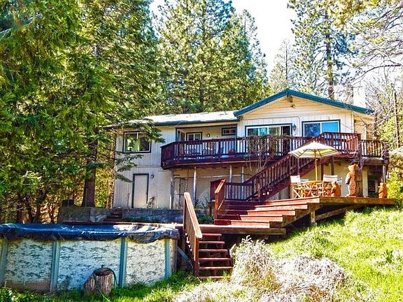 2nd image of 39199 Oak Dr
