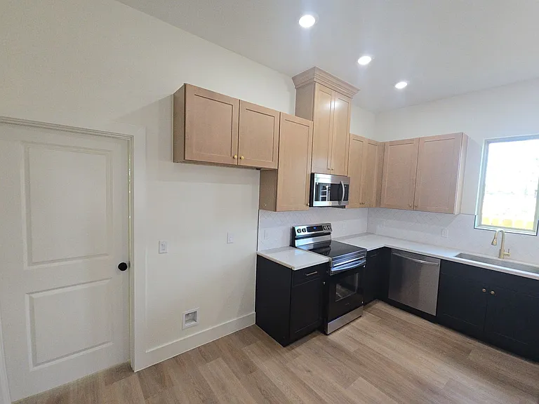 7956 Bonaire St — Photo 25