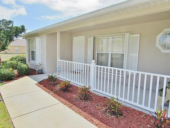5th image of 1123 Egret Lake Way