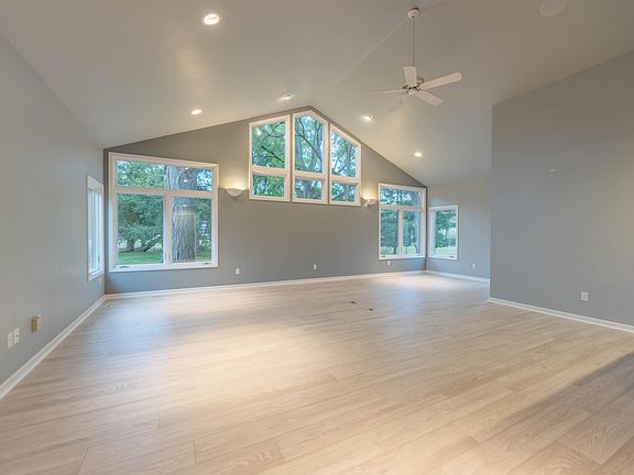 3rd image of 3001 Hill An Brook Dr