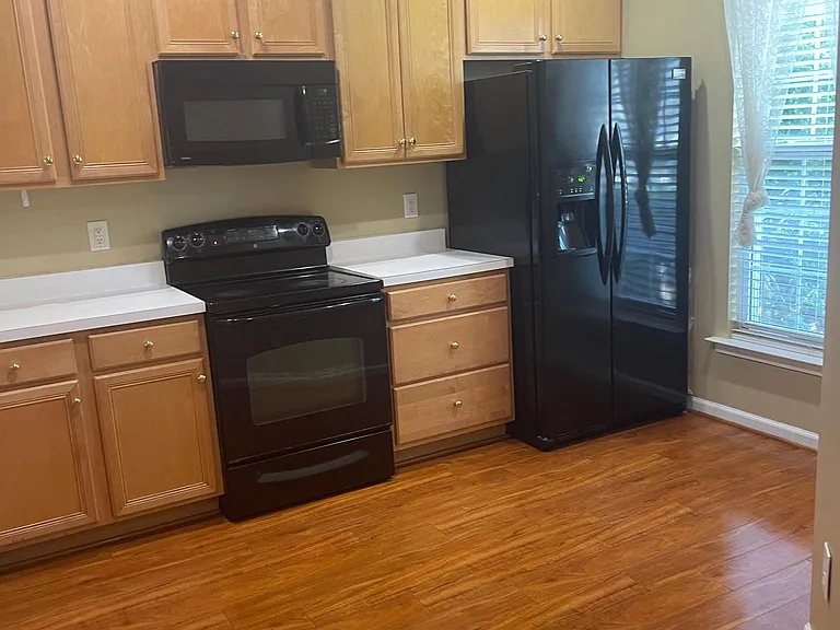 5304 Patuxent Dr — Photo 11