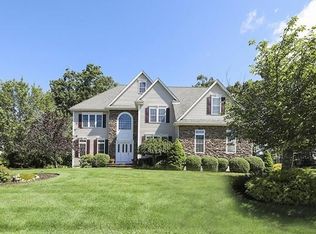 31 Constance Way, North Attleboro, MA 02760