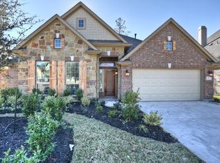 47 E Wading Pond Cir, The Woodlands, TX 77375