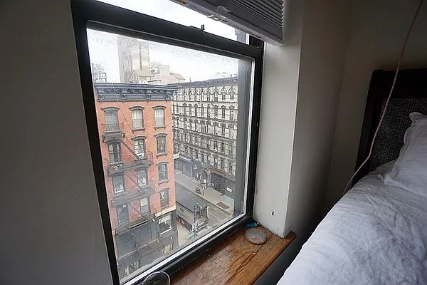 Rented by Universal Realty Group | media 22