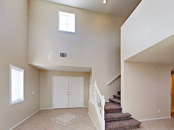 4th image of 722 Brittany Falls Ct