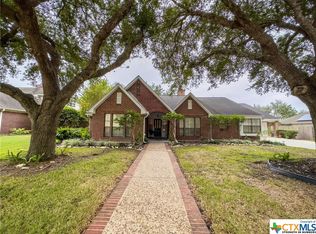103 Masters Ct, Victoria, TX 77904