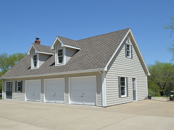Large storage attic.