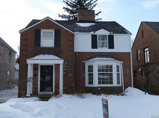 283 Merriweather Rd, Grosse Pointe Farms, MI 48236