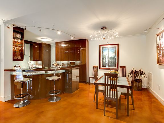 4th image of 1750 Saint Charles Ave APT 206