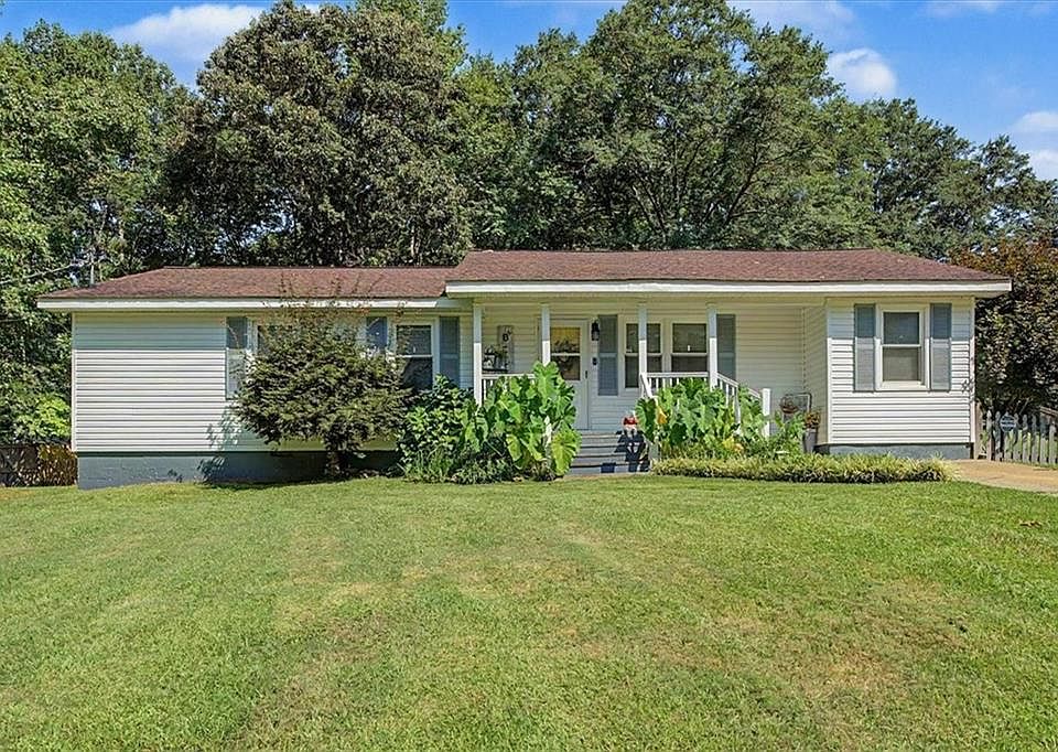 1st image of 32 Watkins Rd