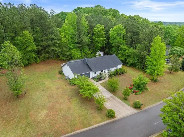 415 Southridge Rd, Winder, GA 30680