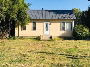 1021 Norton St, Cambridge, NE 69022
