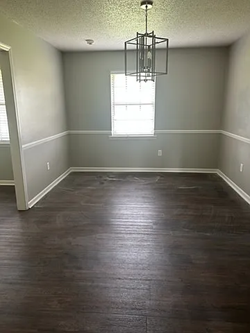 4626 Ridge Rd — Photo 6
