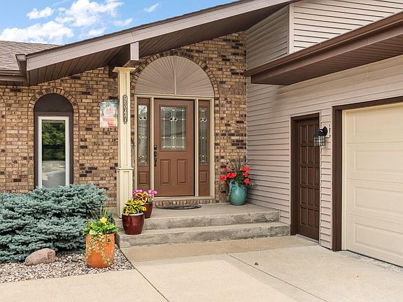 3rd image of 9347 Idlewild Dr