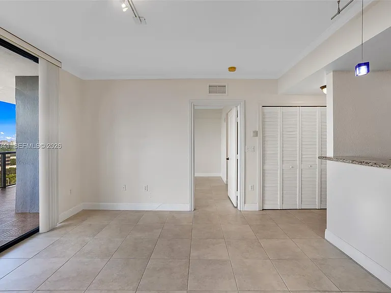 2301 SW 27th Ave #1102 — Photo 13