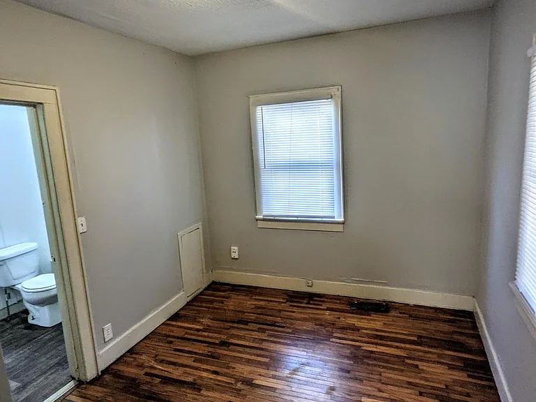 952 N Terrace Dr — Photo 4