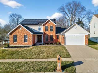100 Gailwood Dr, Saint Peters, MO 63376
