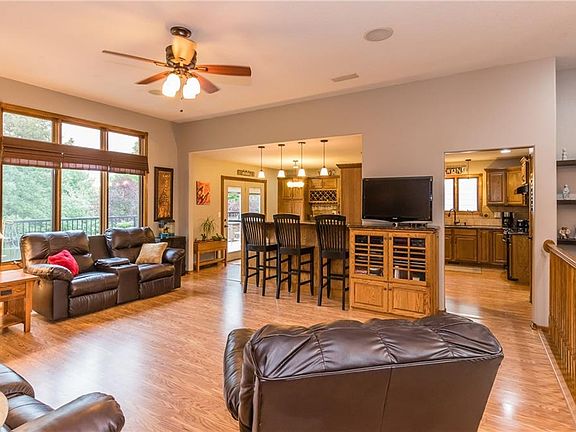 4th image of 6816 Northglenn Way
